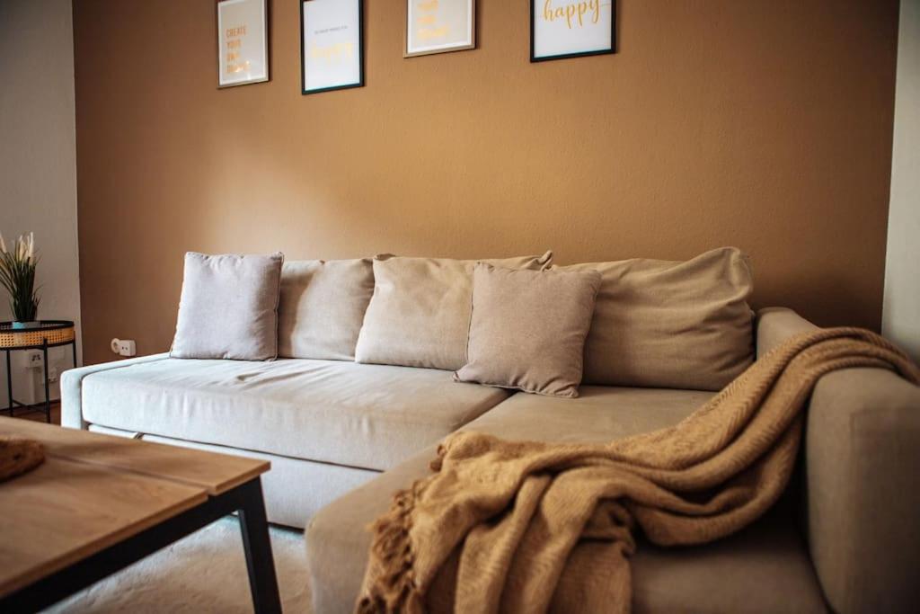 Central-Living Brown - Wifi - Netflix - 5 Pers Essen Bagian luar foto