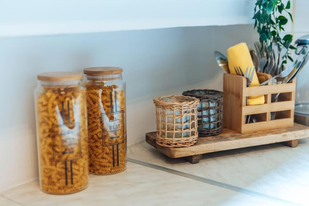 Central-Living Brown - Wifi - Netflix - 5 Pers Essen Bagian luar foto